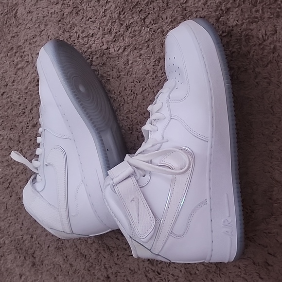 Nike Air Force Holographic High Tops - Picture 3 of 6